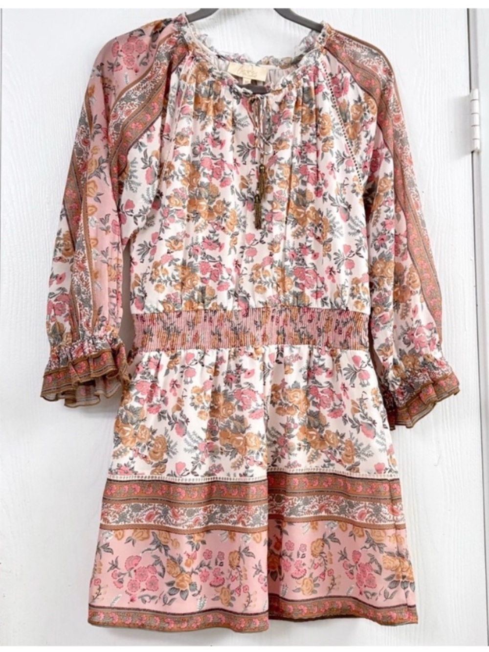 Love The Label Sam
Anthropologie Euphoria Boho Pink Cream Floral Dress Size M